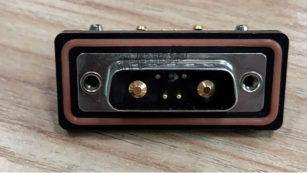 防水聯接器，能用什麽膠水粘