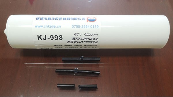 粘矽膠用什（shí）麽膠水，矽膠手（shǒu）環這樣粘