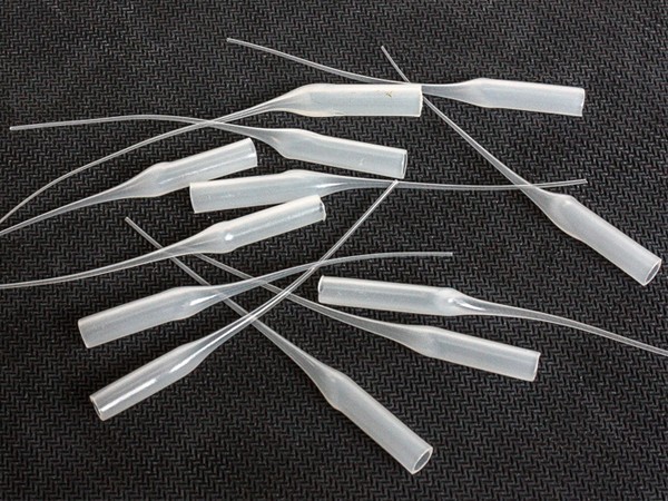 點膠膠管老鼠尾