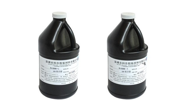 UV膠塑料與玻璃粘接的創新解決方案（àn）-紫外光固化uv膠