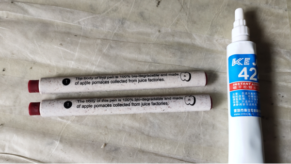 塑料（liào）粘金屬就用KJ-460低白化快幹膠