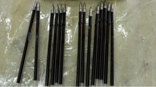 PVC筆杆粘PP筆芯管（guǎn）怎麽粘不發白？