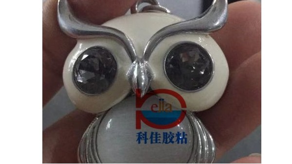 塑料（liào）與金屬粘合用什麽膠水？KJ-6363F寶石和金屬粘接案例分享