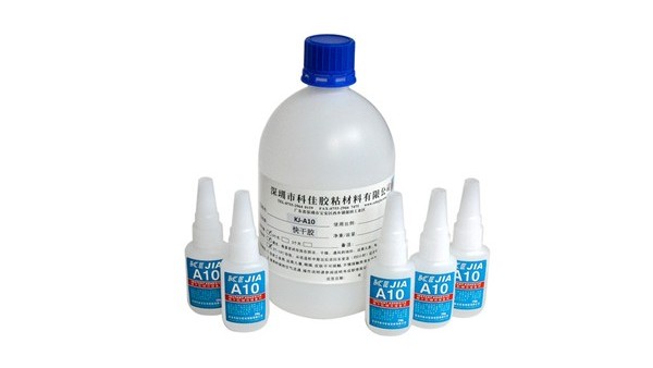 低白化快幹膠水