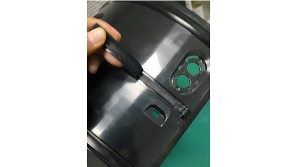 矽膠條粘PC矽膠粘塑膠膠水KJ-998-74T應用案例