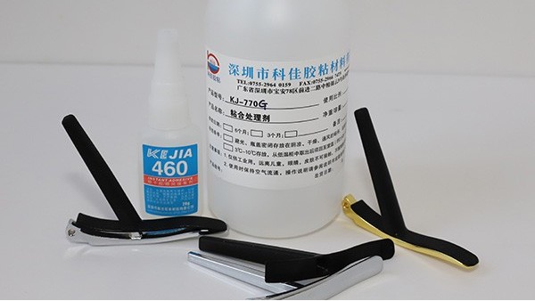 粘矽（guī）膠的膠水哪種好，看粘接（jiē）材質跟要求來選擇膠水