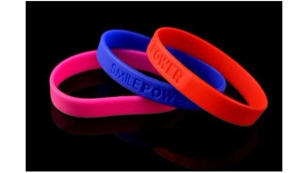 矽膠膠水型號選擇決定矽膠製品（pǐn）的質量好壞