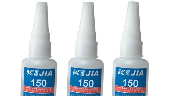 粘不鏽鋼用什麽膠（jiāo）水_小麵積（jī）不鏽鋼粘接就用不發硬變脆的快（kuài）幹膠