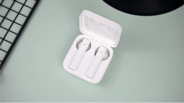 粘耳機外殼用什麽膠水-粘塑料瞬幹膠