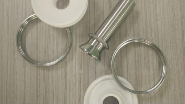 粘金屬可用（yòng）哪種膠水-粘金屬瞬（shùn）間（jiān）膠水幾（jǐ）秒（miǎo）即可粘接牢（láo）固